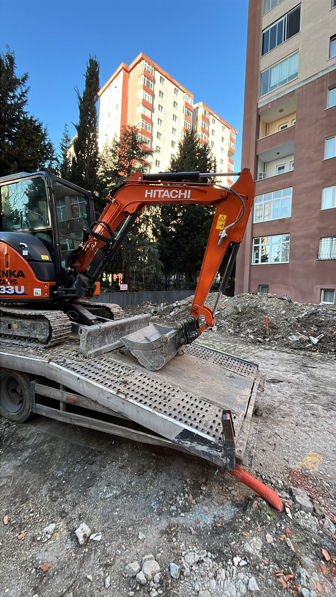 Altın Han Hafriyat - İstanbul Hafriyat ve İş Makinası Kiralama Firması